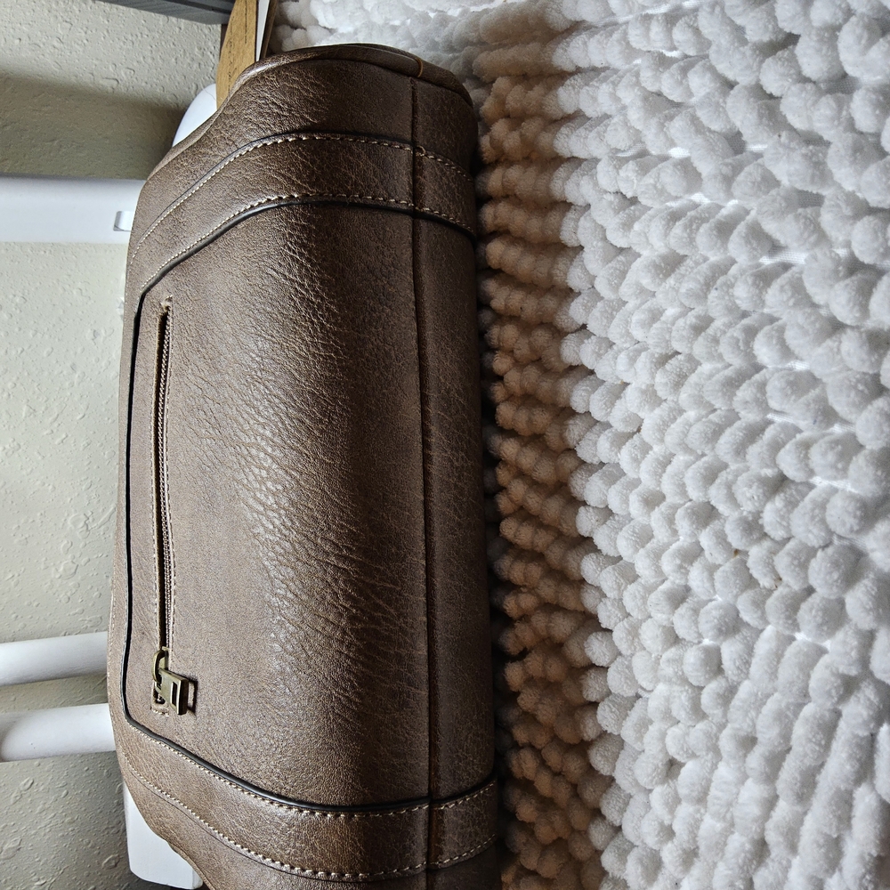 Ampere's Creations Vegan Leather Shitake Brown Crossbody Purse - Picture 12 of 14